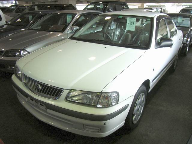 2000 Nissan Sunny Pictures