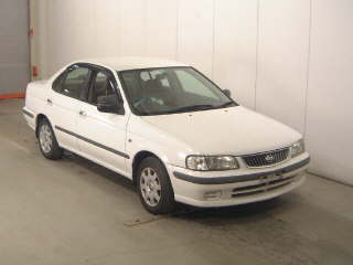 2000 Nissan Sunny Pics