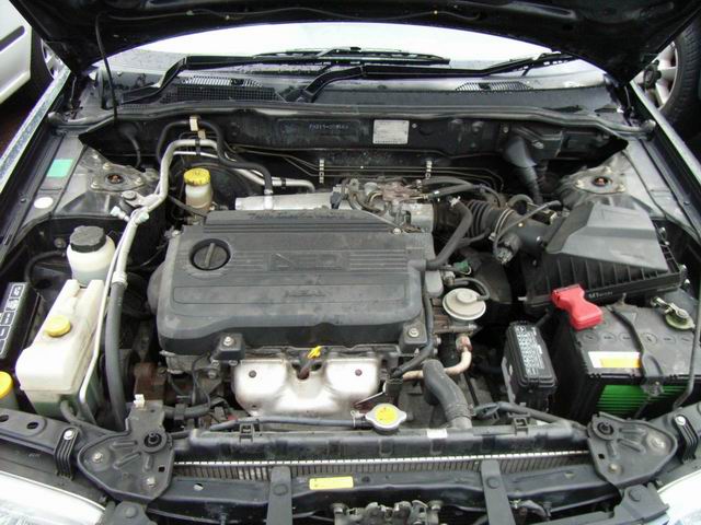2000 Nissan Sunny Pics