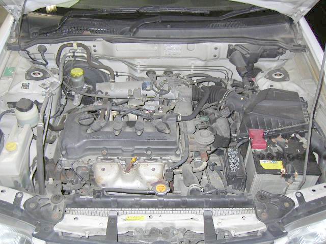 2000 Nissan Sunny Photos