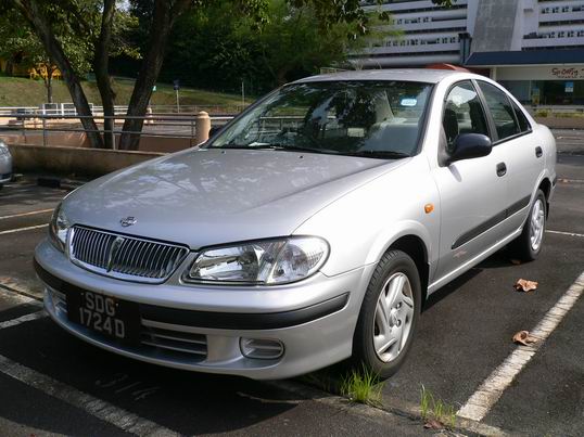 2000 Nissan Sunny Images