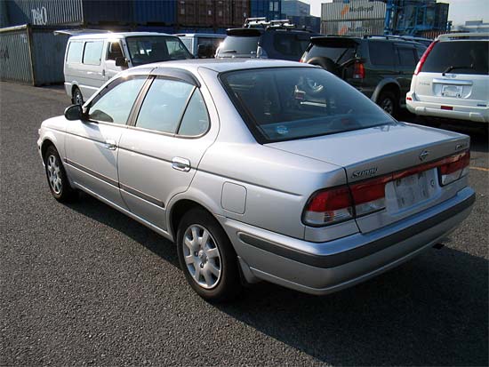 2000 Nissan Sunny Images