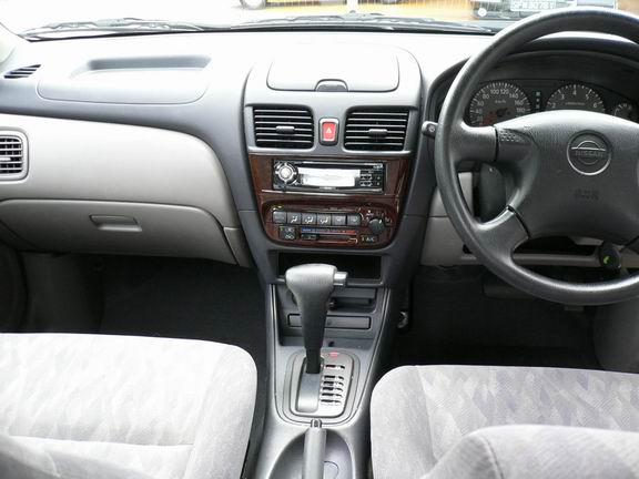 2000 Nissan Sunny For Sale