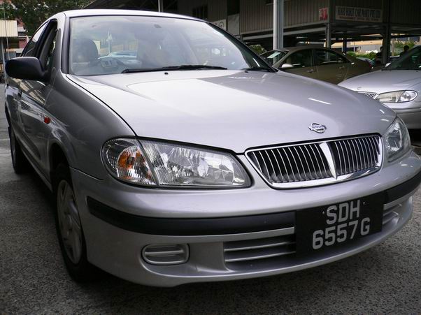 2000 Nissan Sunny Pics