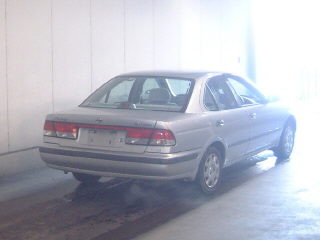 2000 Nissan Sunny Pics