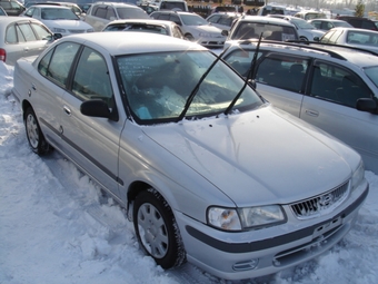 2000 Nissan Sunny