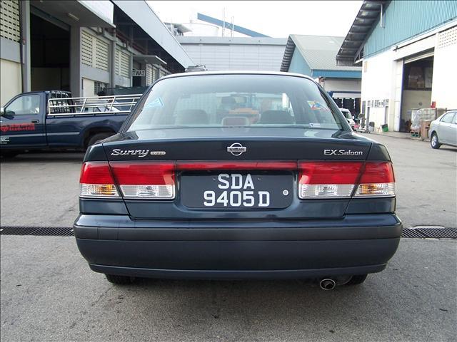 2000 Nissan Sunny Pictures