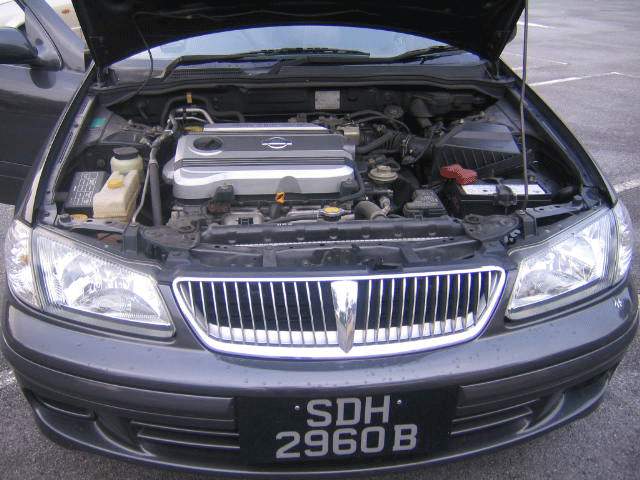 2000 Nissan Sunny Photos