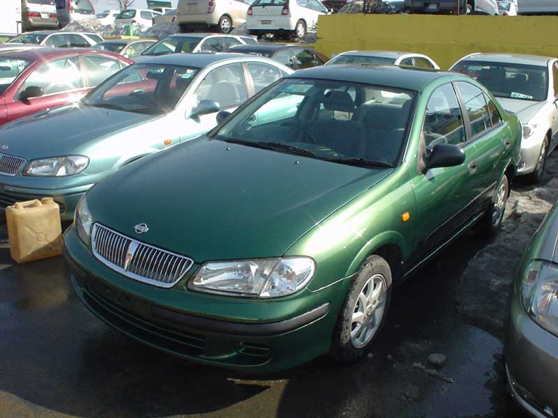 2000 Nissan Sunny Pics
