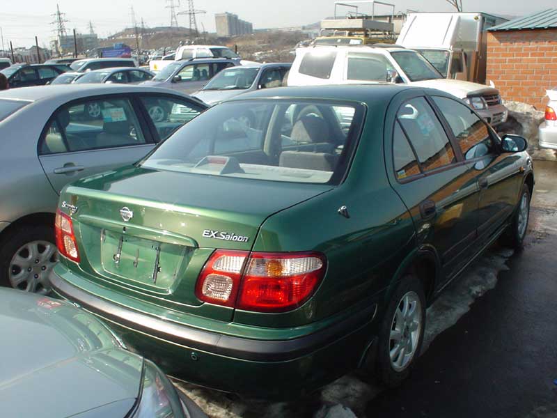 2000 Nissan Sunny Pictures