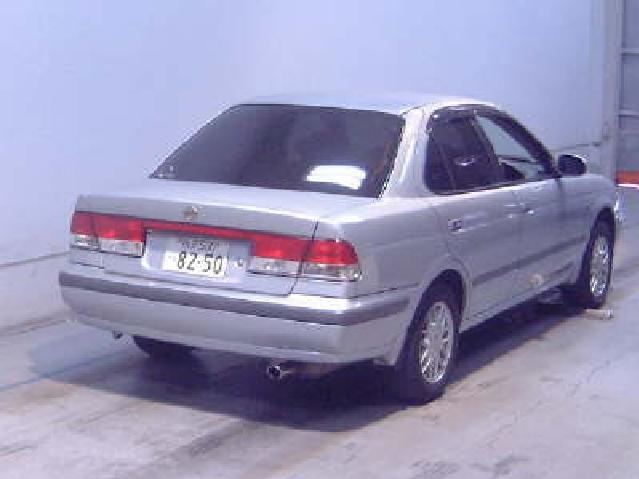 2000 Nissan Sunny Wallpapers