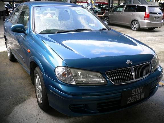 2000 Nissan Sunny Images