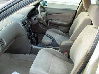 2000 Nissan Sunny Photos
