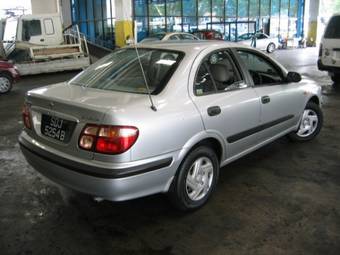 2000 Nissan Sunny Pictures