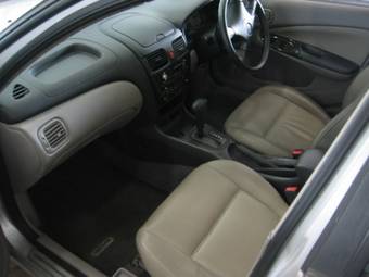 2000 Nissan Sunny Photos