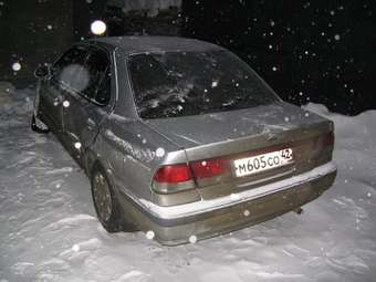 2000 Nissan Sunny Pictures