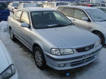 2000 Nissan Sunny