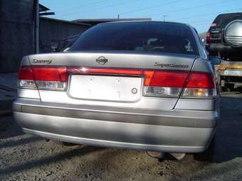 2000 Nissan Sunny Pictures