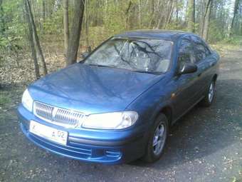 2000 Nissan Sunny Pictures