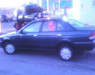 2000 Nissan Sunny Pictures