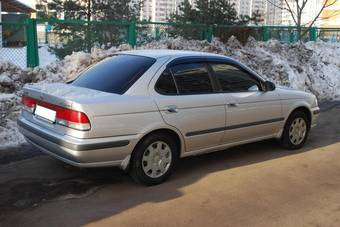 2000 Nissan Sunny Pictures