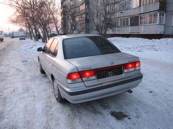 2000 Nissan Sunny Photos