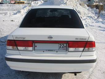 2000 Nissan Sunny Photos