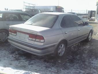 2000 Nissan Sunny Pictures