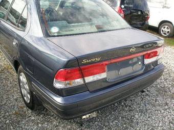 2000 Nissan Sunny Pictures