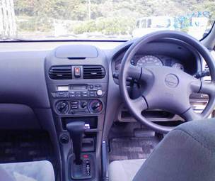 2000 Nissan Sunny Pictures