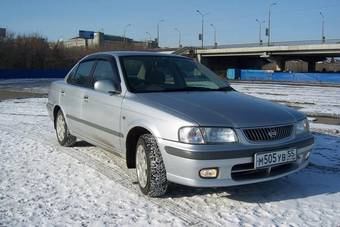 2000 Nissan Sunny Pictures