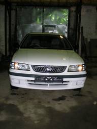 2000 Nissan Sunny Photos