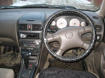 2000 Nissan Sunny Photos