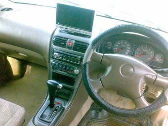 2000 Nissan Sunny Pictures