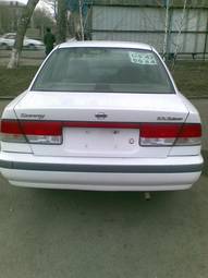 2000 Nissan Sunny Photos