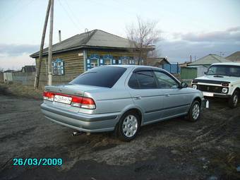 2000 Nissan Sunny Pictures