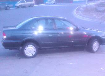 2000 Nissan Sunny Photos