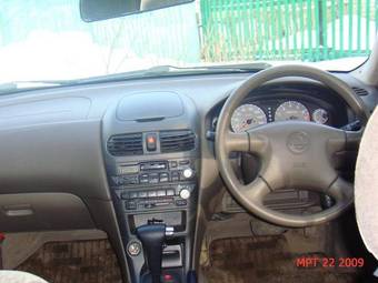 2000 Nissan Sunny Photos