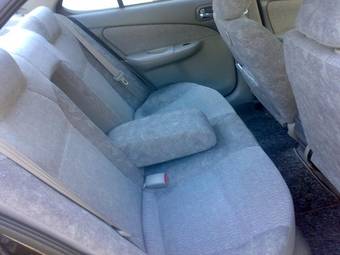 2000 Nissan Sunny Photos