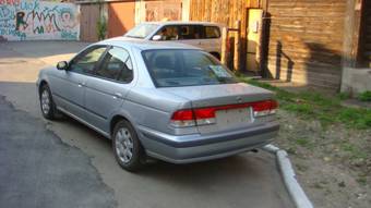 2000 Nissan Sunny Pictures