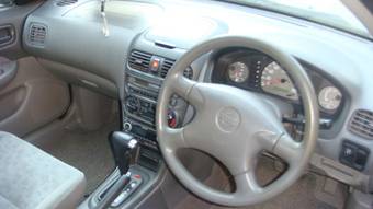 2000 Nissan Sunny Wallpapers