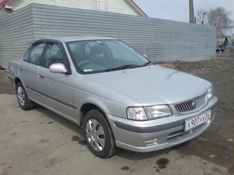 2000 Nissan Sunny Photos