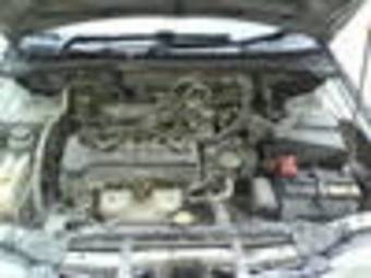 2000 Nissan Sunny Pictures