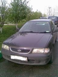 2000 Nissan Sunny Photos