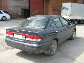 2000 Nissan Sunny Photos