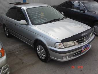 2000 Nissan Sunny Photos