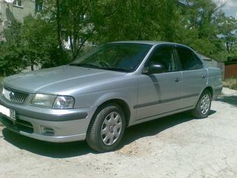 2000 Nissan Sunny Photos