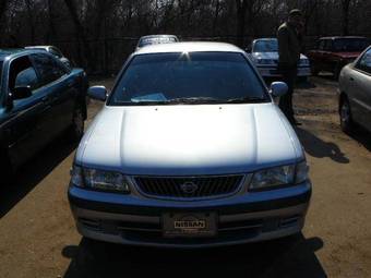 2000 Nissan Sunny Images