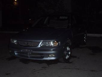 2000 Nissan Sunny Pictures