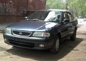 2000 Nissan Sunny Pictures